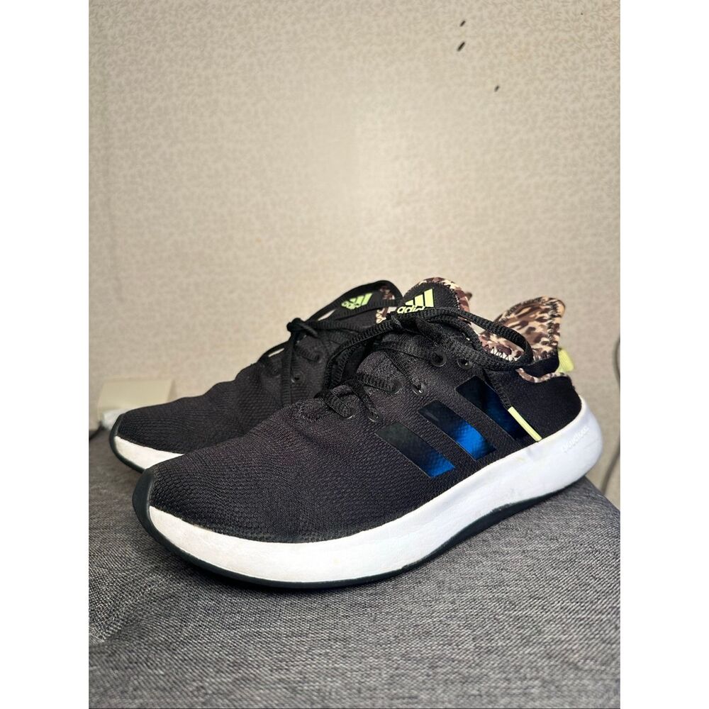 Adidas Cloudfoam running shoes